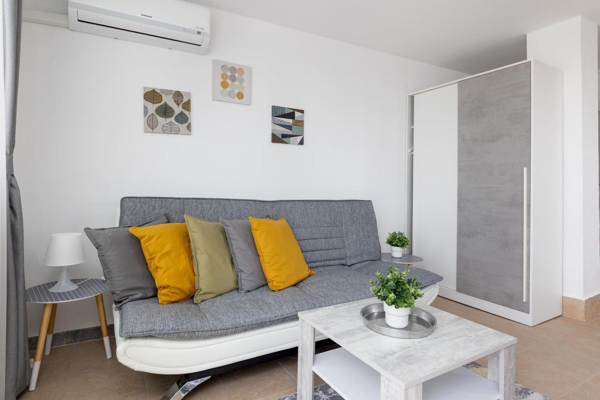 Cosy Apartment Near The Sea Torrevieja Exterior photo