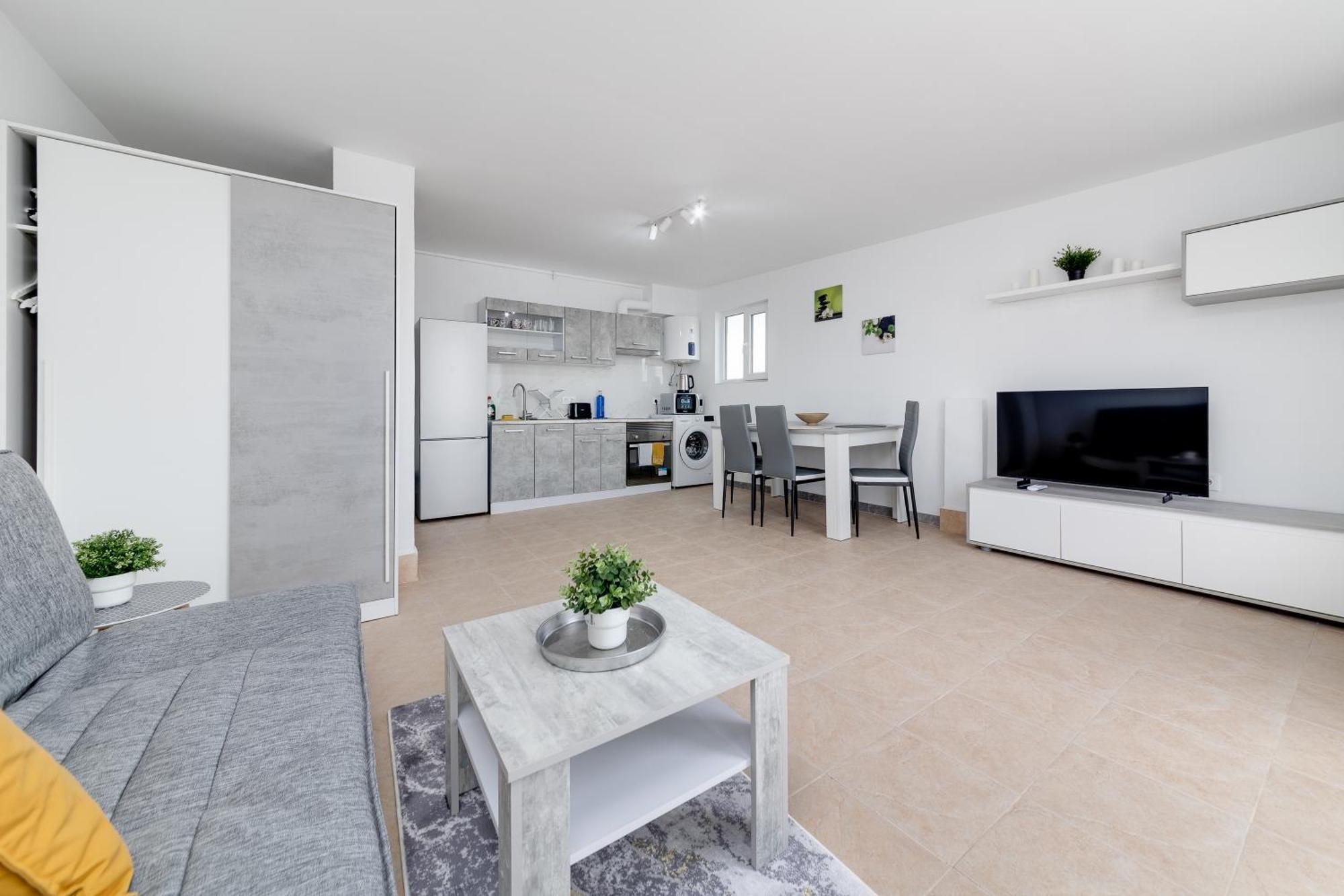 Cosy Apartment Near The Sea Torrevieja Exterior photo
